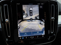 Volvo XC40 B4 DKG - SUV/Off-road - Schwarz - Gebrauchtwagen - Bild 13