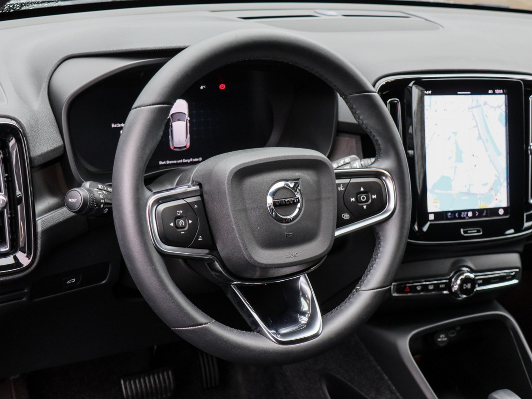 Volvo XC40 Recharge Twin - SUV/Off-road - Schwarz - Gebrauchtwagen - Bild 10