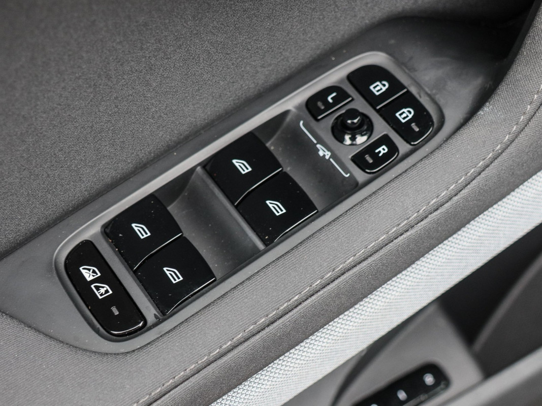 Polestar 2 Prime - Limousine - Weiss - Gebrauchtwagen - Bild 15