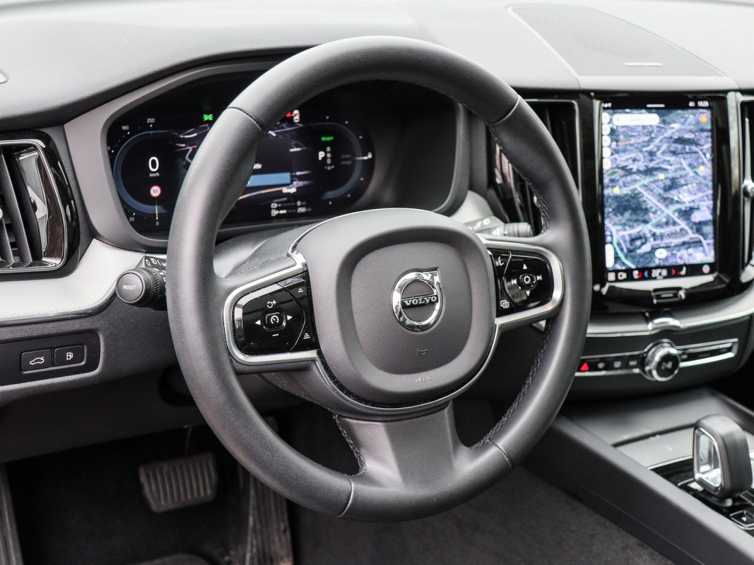 Volvo XC60 T6 - SUV/Off-road - Grau - Gebrauchtwagen - Bild 10