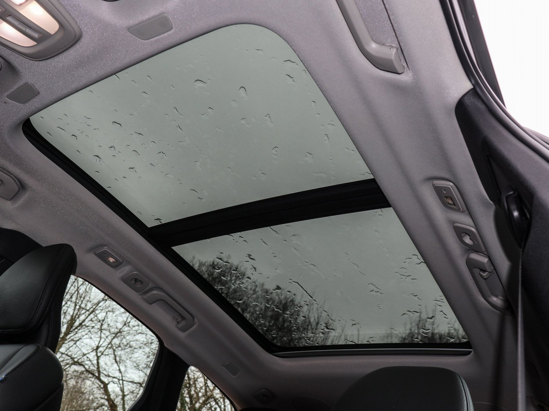 Volvo XC60 T6 - SUV/Off-road - Grau - Gebrauchtwagen - Bild 12