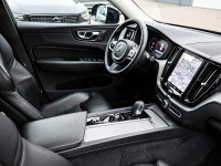 Volvo XC60 T6 Plug-In Hybrid AWD R-Design - SUV/Off-road - Schwarz - Gebrauchtwagen - Bild 3