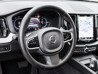 Volvo XC60 T6 Plug-In Hybrid AWD R-Design - SUV/Off-road - Schwarz - Gebrauchtwagen - Bild 10