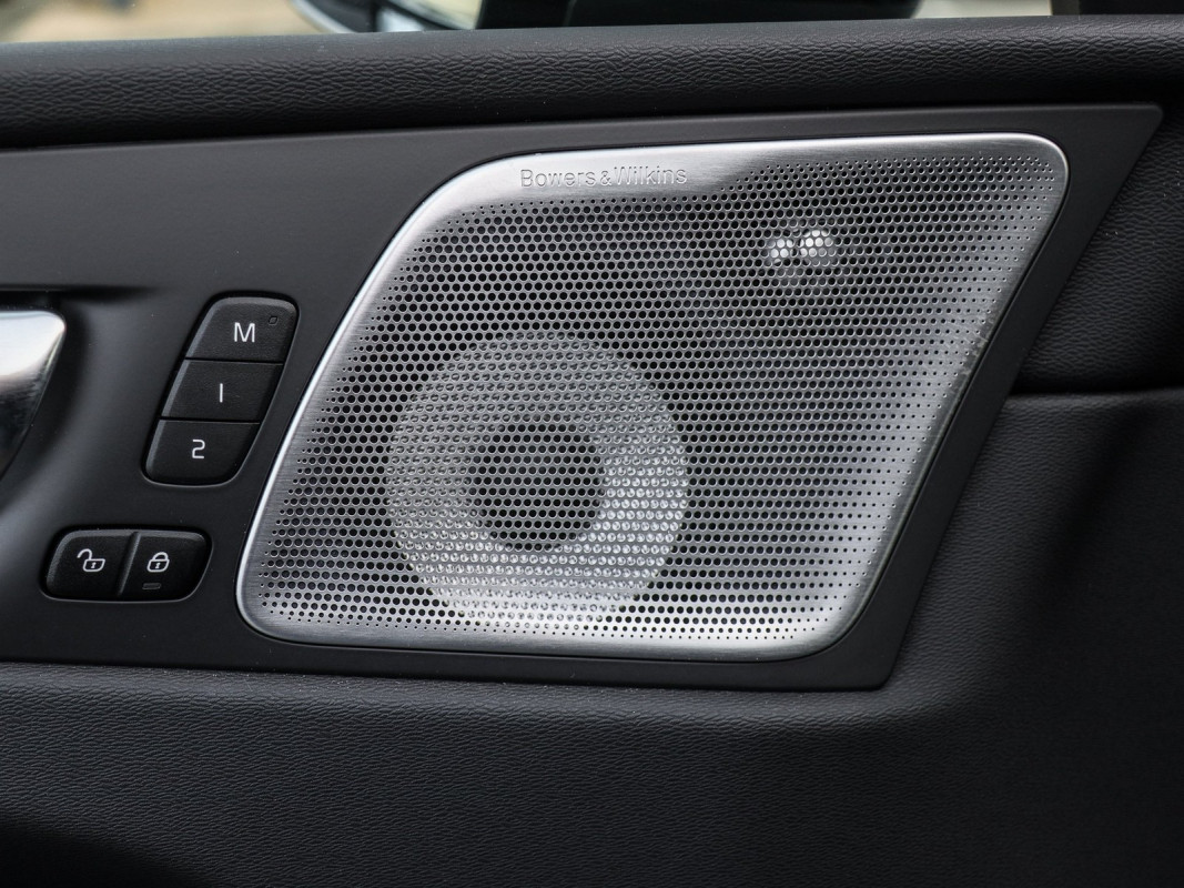 Volvo XC60 B5 (B) AWD - SUV/Off-road - Blau - Gebrauchtwagen - Bild 15