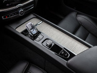 Volvo XC60 T6 AWD Recharge - SUV/Off-road - Schwarz - Gebrauchtwagen - Bild 11