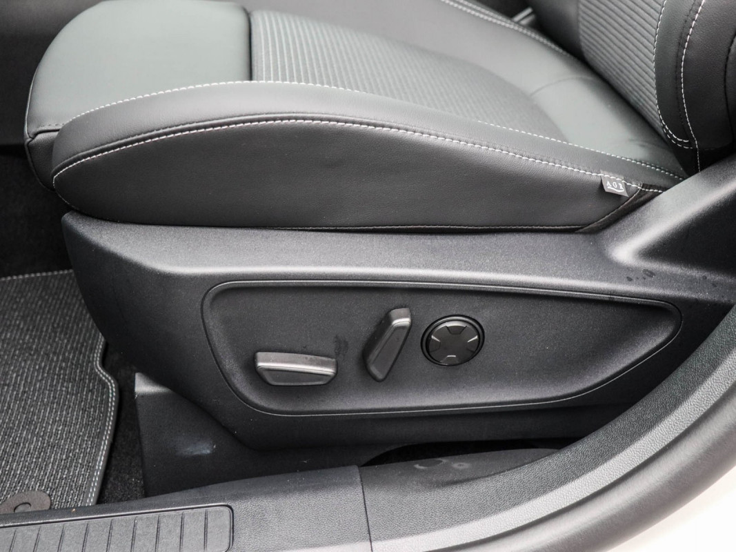 Ford Kuga - SUV/Off-road - Weiss - Neuwagen - Bild 12