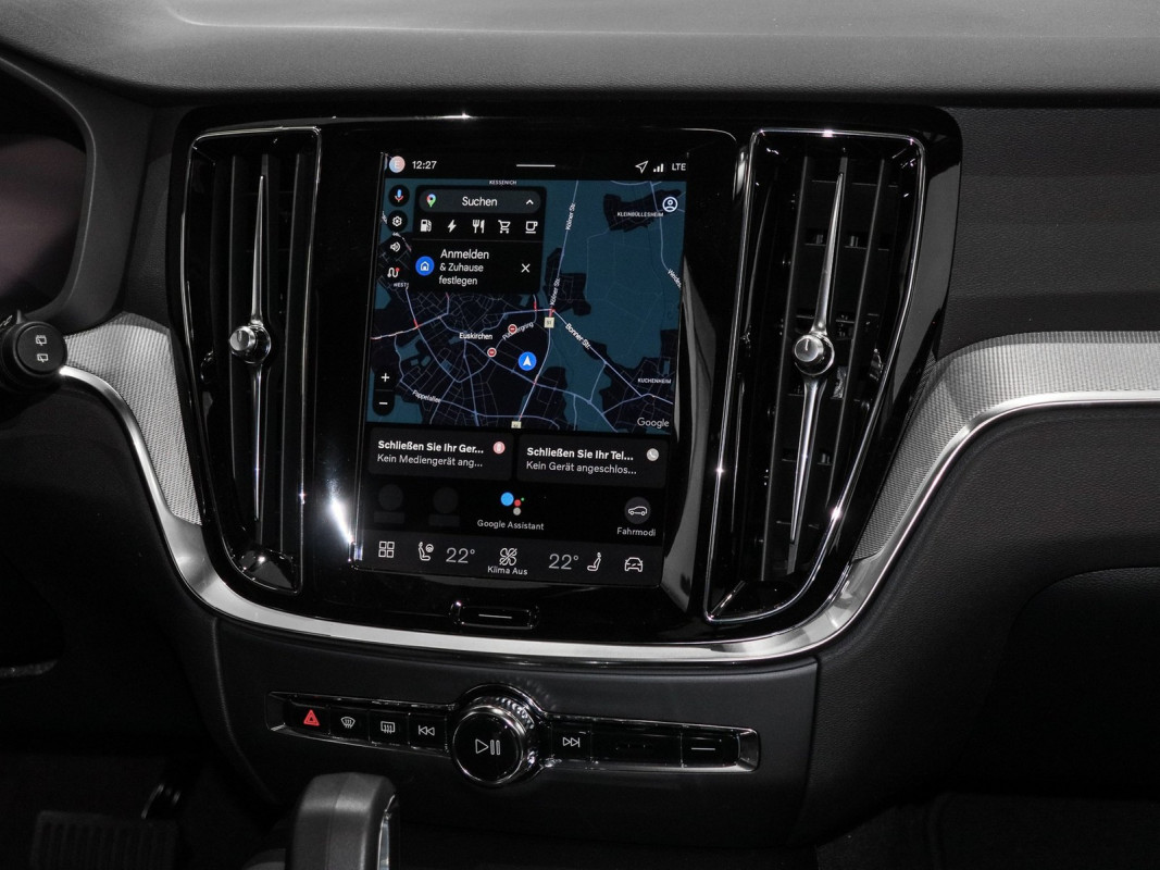 Volvo V60 T6 Plug-In Hybrid AWD - Kombi - Schwarz - Neuwagen - Bild 7