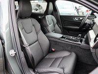 Volvo V60 T6 Recharge Plug-In Hybrid AWD - Kombi - Grün - Neuwagen - Bild 6