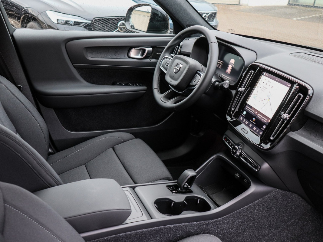 Volvo EX40 Single Motor Extended Range - SUV/Off-road - Grün - Neuwagen - Bild 3