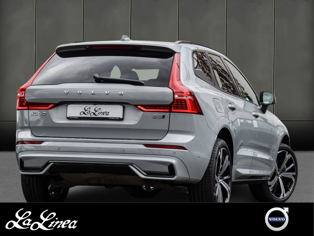 Volvo XC60 B5 (B) AWD - SUV/Off-road - Grau - Gebrauchtwagen - Bild 2