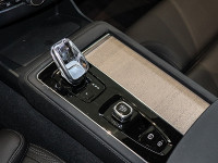 Volvo XC90 B5 (B) AWD Reskin - SUV/Off-road - Weiss - Gebrauchtwagen - Bild 11