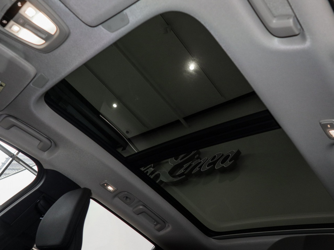 Volvo XC90 B5 (B) AWD Reskin - SUV/Off-road - Weiss - Gebrauchtwagen - Bild 13