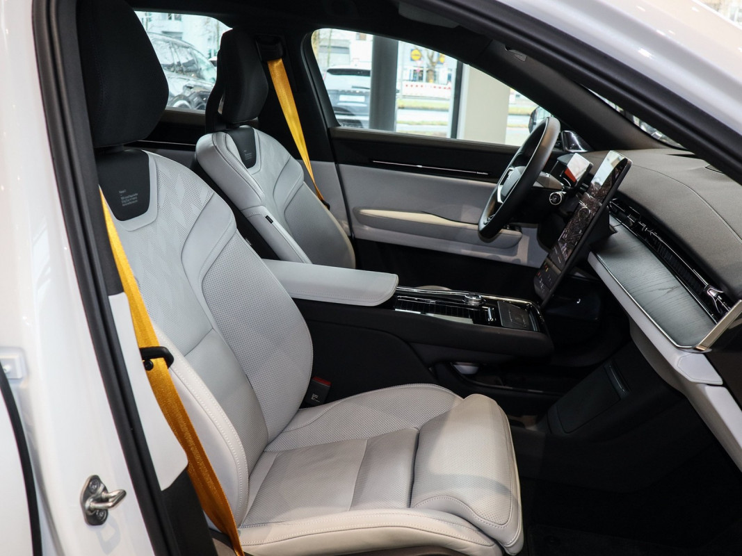 Polestar 3 Performance - SUV/Off-road - Weiss - Gebrauchtwagen - Bild 7