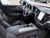 Volvo XC60 B5 (B) AWD - SUV/Off-road - Blau - Gebrauchtwagen - Bild 3