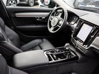 Volvo V90 T6 AWD - Kombi - Schwarz - Gebrauchtwagen - Bild 3