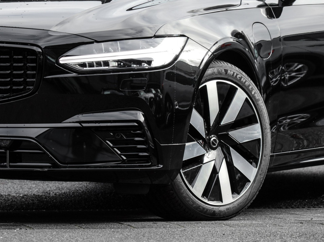 Volvo V90 T6 AWD - Kombi - Schwarz - Gebrauchtwagen - Bild 6