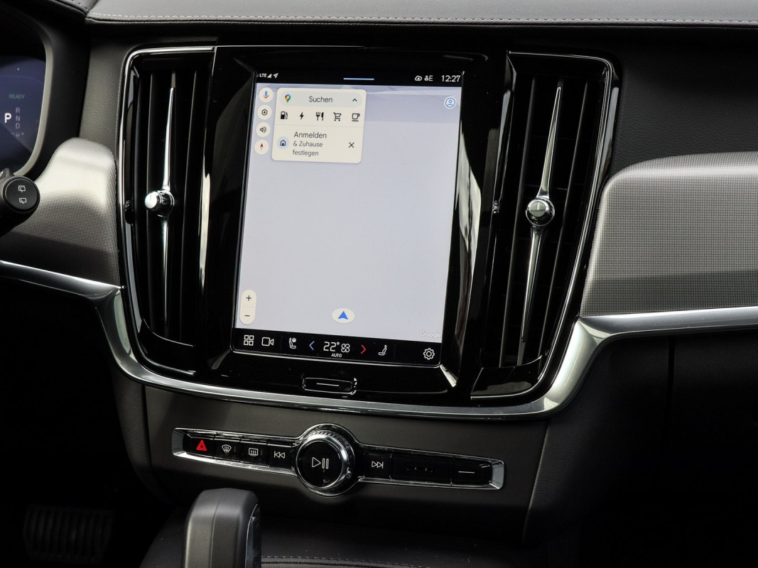 Volvo V90 T6 AWD - Kombi - Schwarz - Gebrauchtwagen - Bild 9