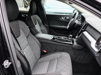 Volvo V60 T6 Recharge AWD - Kombi - Schwarz - Gebrauchtwagen - Bild 7