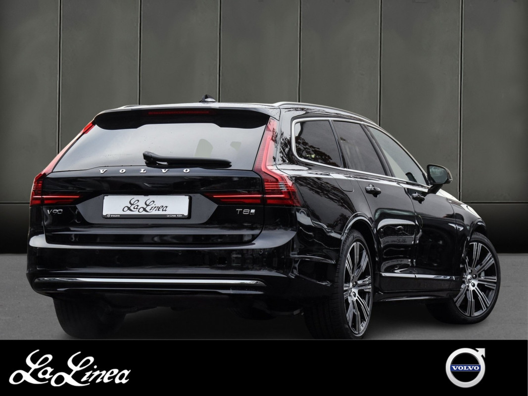 Volvo V90 T8 AWD - Kombi - Schwarz - Gebrauchtwagen - Bild 2