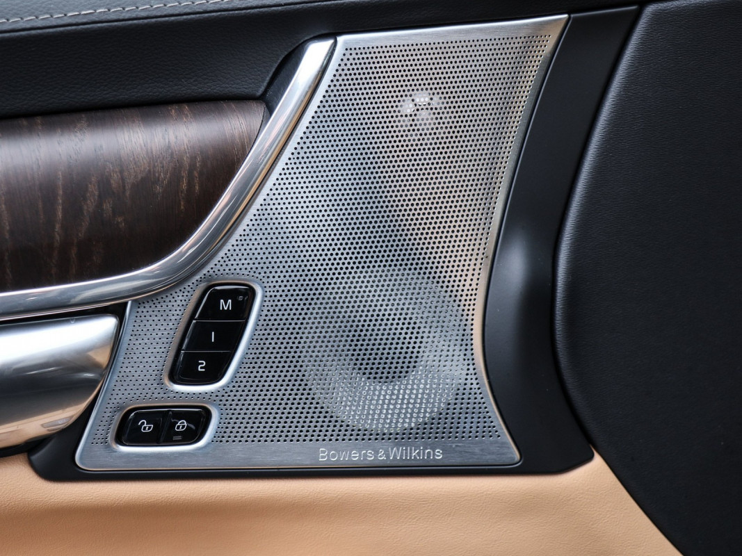 Volvo V90 T8 AWD - Kombi - Schwarz - Gebrauchtwagen - Bild 15