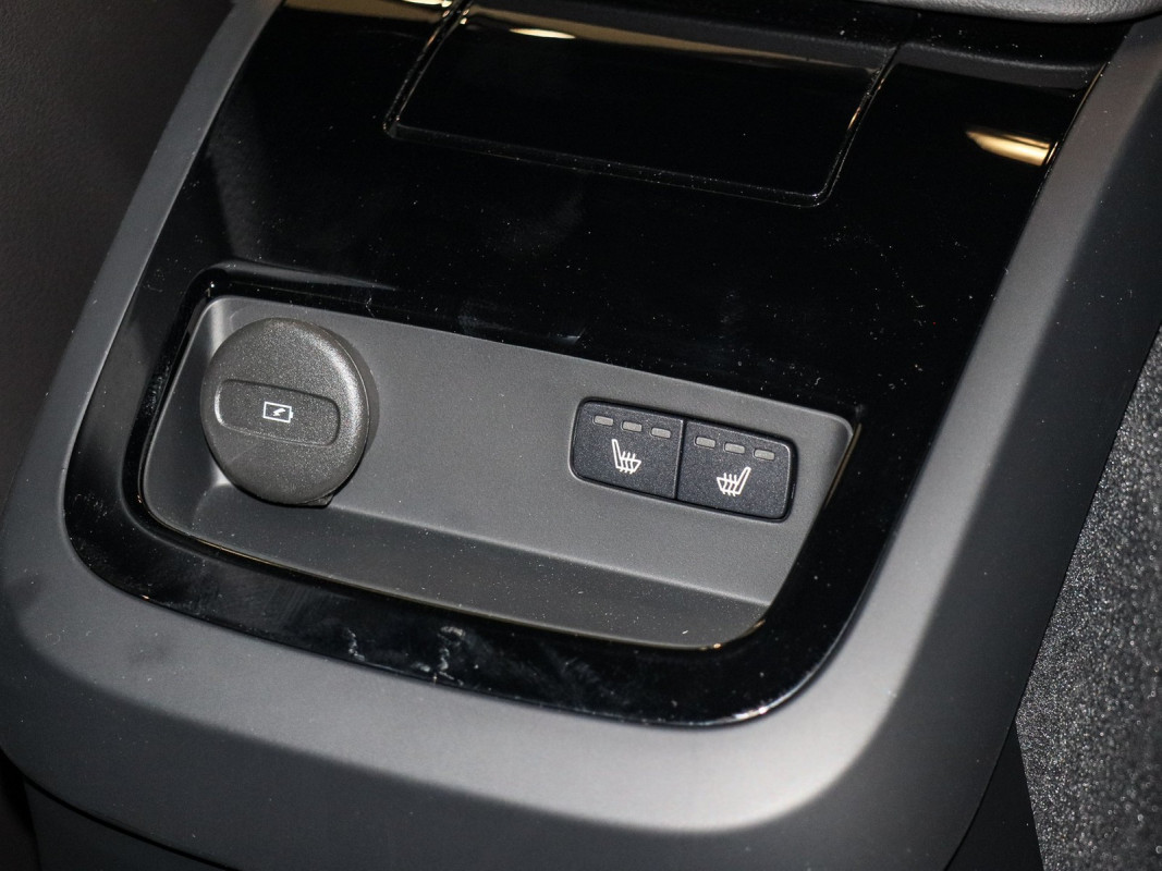 Volvo V60 T6 Plug-In Hybrid AWD - Kombi - Schwarz - Neuwagen - Bild 14