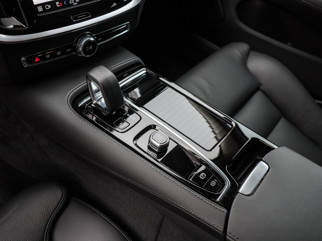 Volvo V60 T6 - Kombi - Blau - Gebrauchtwagen - Bild 11