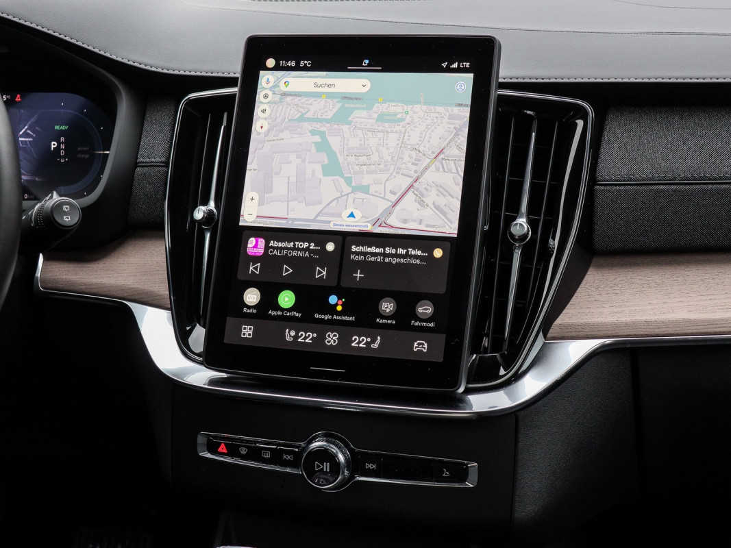 Volvo XC90 T8 AWD Recharge Reskin - SUV/Off-road - Schwarz - Gebrauchtwagen - Bild 9