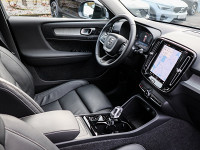 Volvo XC40 B4 (B) - SUV/Off-road - Blau - Gebrauchtwagen - Bild 3