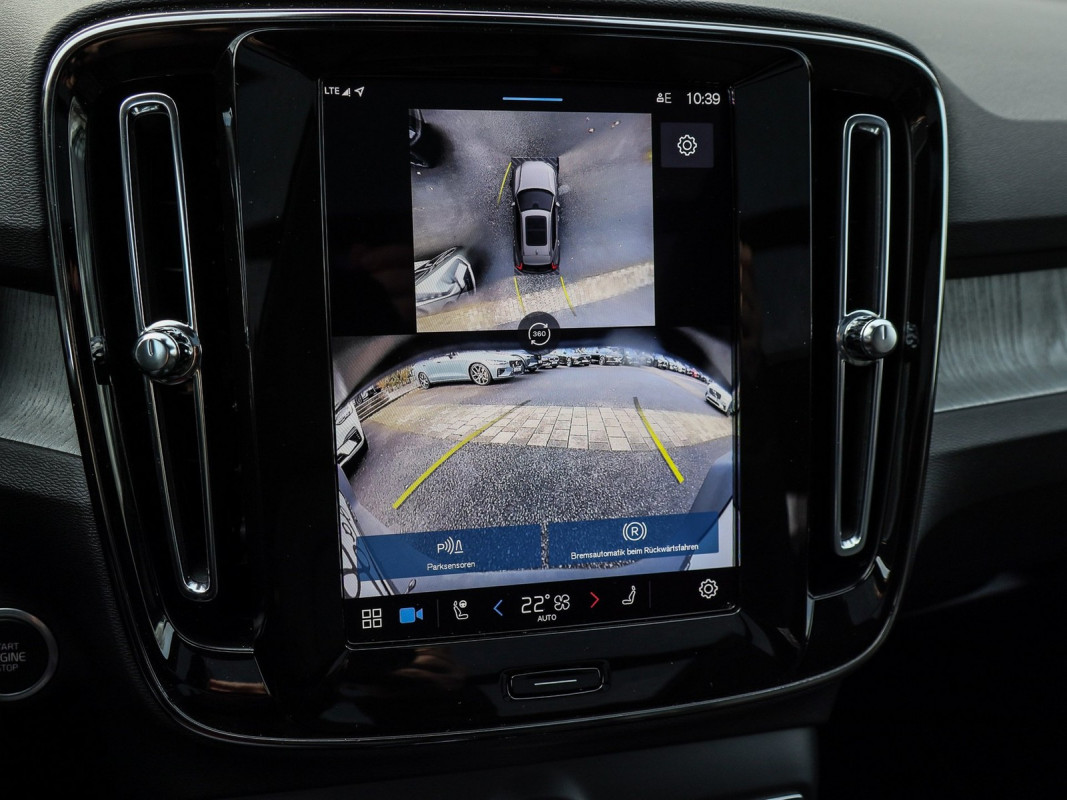 Volvo XC40 B4 (B) - SUV/Off-road - Blau - Gebrauchtwagen - Bild 13