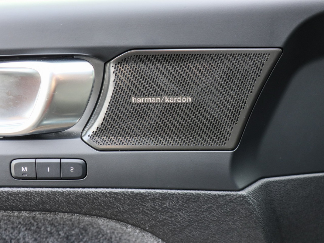 Volvo XC40 B4 (B) - SUV/Off-road - Blau - Gebrauchtwagen - Bild 15