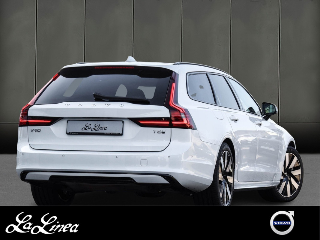 Volvo V90 T6 Plug-In Hybrid AWD - Kombi - Weiss - Gebrauchtwagen - Bild 2
