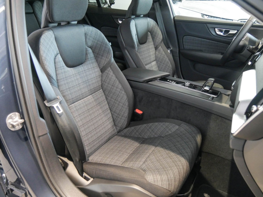 Volvo V60 - Kombi - Blau - Gebrauchtwagen - Bild 7