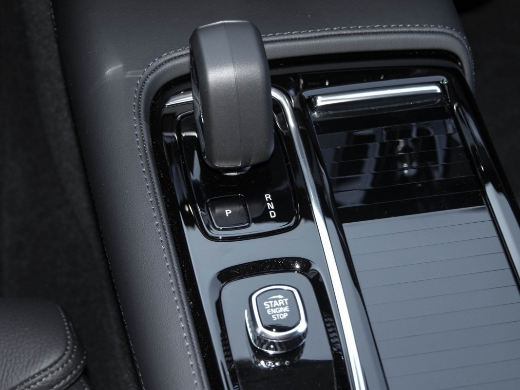 Volvo V60 - Kombi - Grau - Gebrauchtwagen - Bild 11