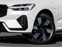 Volvo XC60 T6 Recharge AWD - SUV/Off-road - Weiss - Gebrauchtwagen - Bild 6