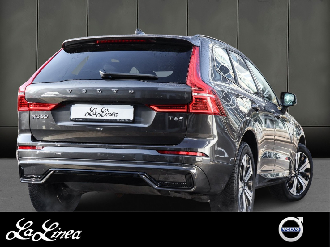 Volvo XC60 T6 AWD Recharge - SUV/Off-road - Grau - Gebrauchtwagen - Bild 2