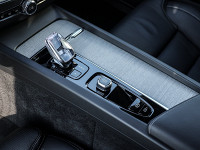 Volvo XC60 T6 AWD Recharge - SUV/Off-road - Grau - Gebrauchtwagen - Bild 11