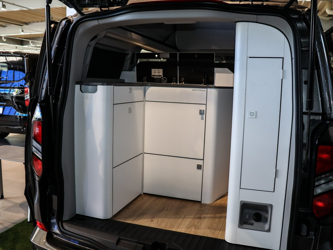 Ford Nugget Titanium Automatik 320L1 - Wohnmobil - Grau - Neuwagen - Bild 6