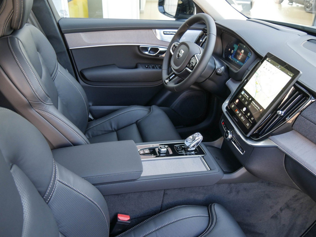 Volvo XC90 - SUV/Off-road - Grau - Gebrauchtwagen - Bild 3