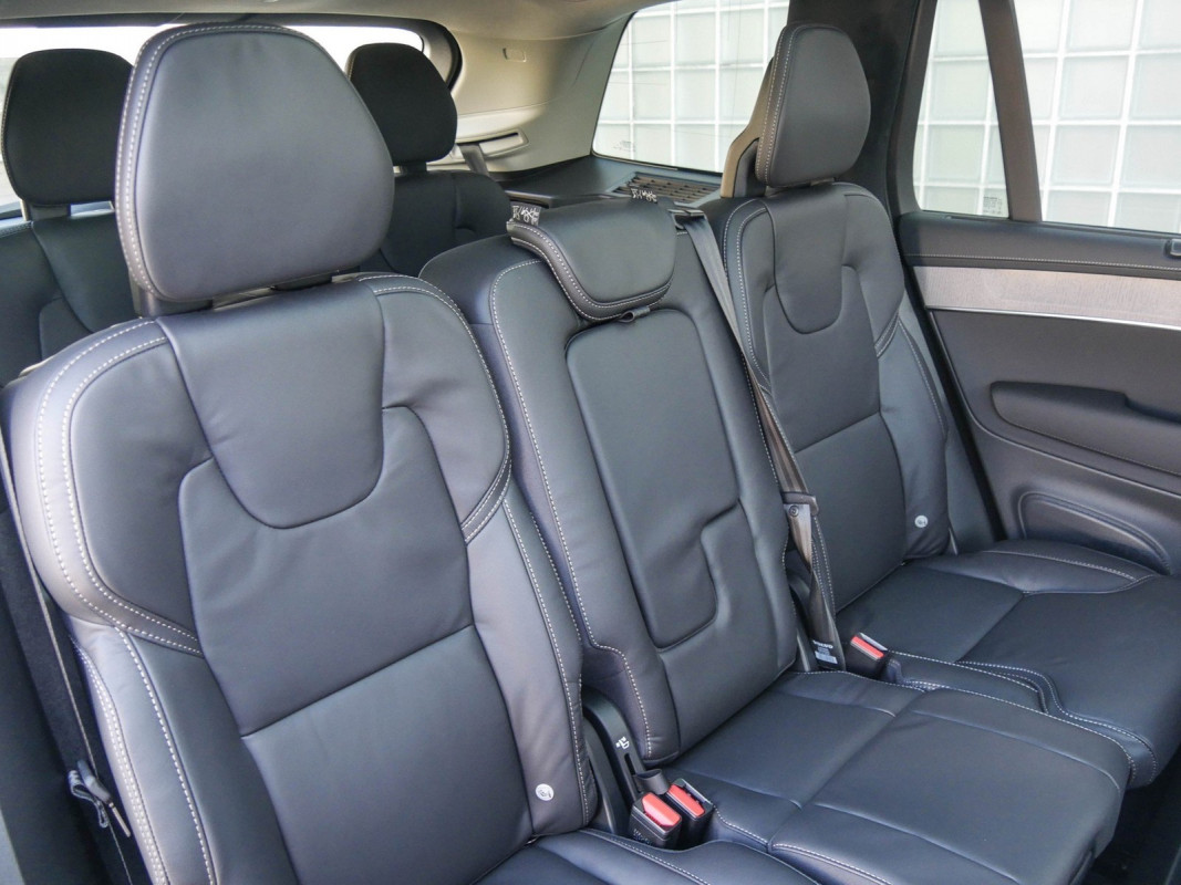 Volvo XC90 - SUV/Off-road - Grau - Gebrauchtwagen - Bild 5