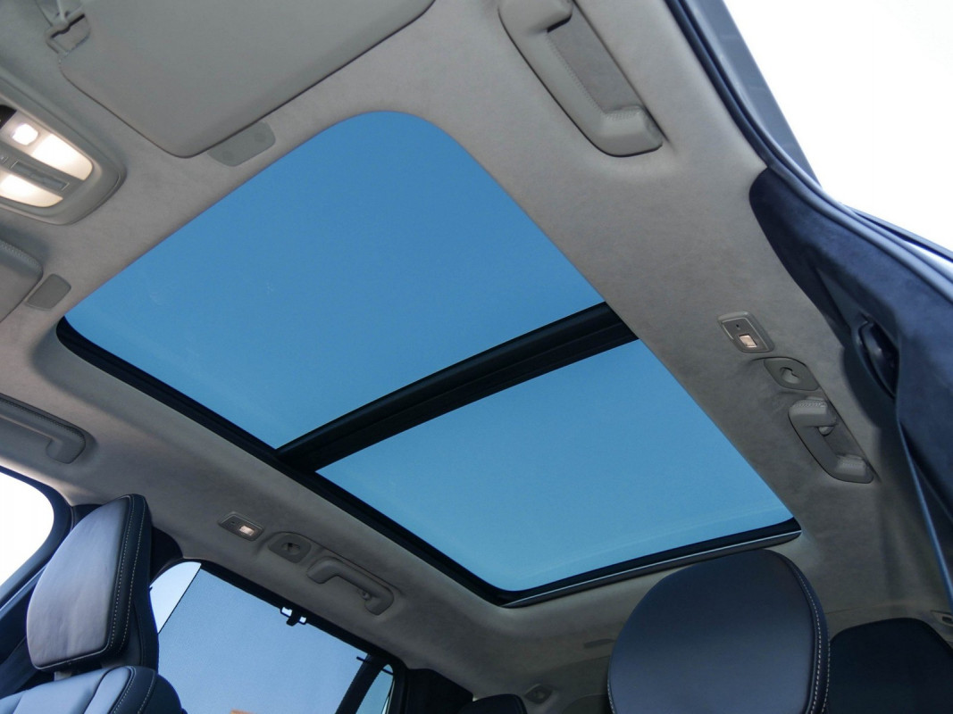 Volvo XC90 - SUV/Off-road - Grau - Gebrauchtwagen - Bild 11