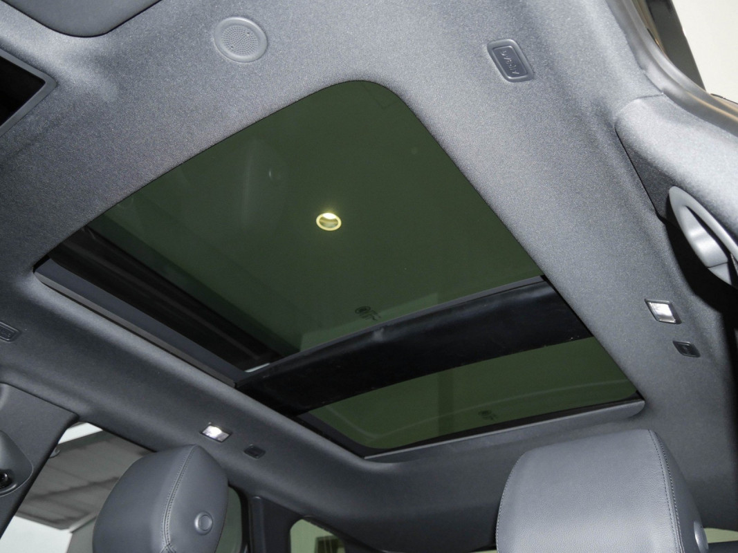 Land Rover Range Rover Evoque D200 Dynamic SE - SUV/Off-road - Schwarz - Gebrauchtwagen - Bild 11