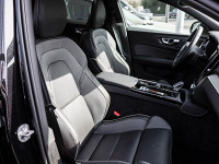 Volvo V60 T6 Recharge AWD - Kombi - Schwarz - Gebrauchtwagen - Bild 7