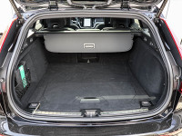 Volvo V60 T6 Recharge AWD - Kombi - Schwarz - Gebrauchtwagen - Bild 11