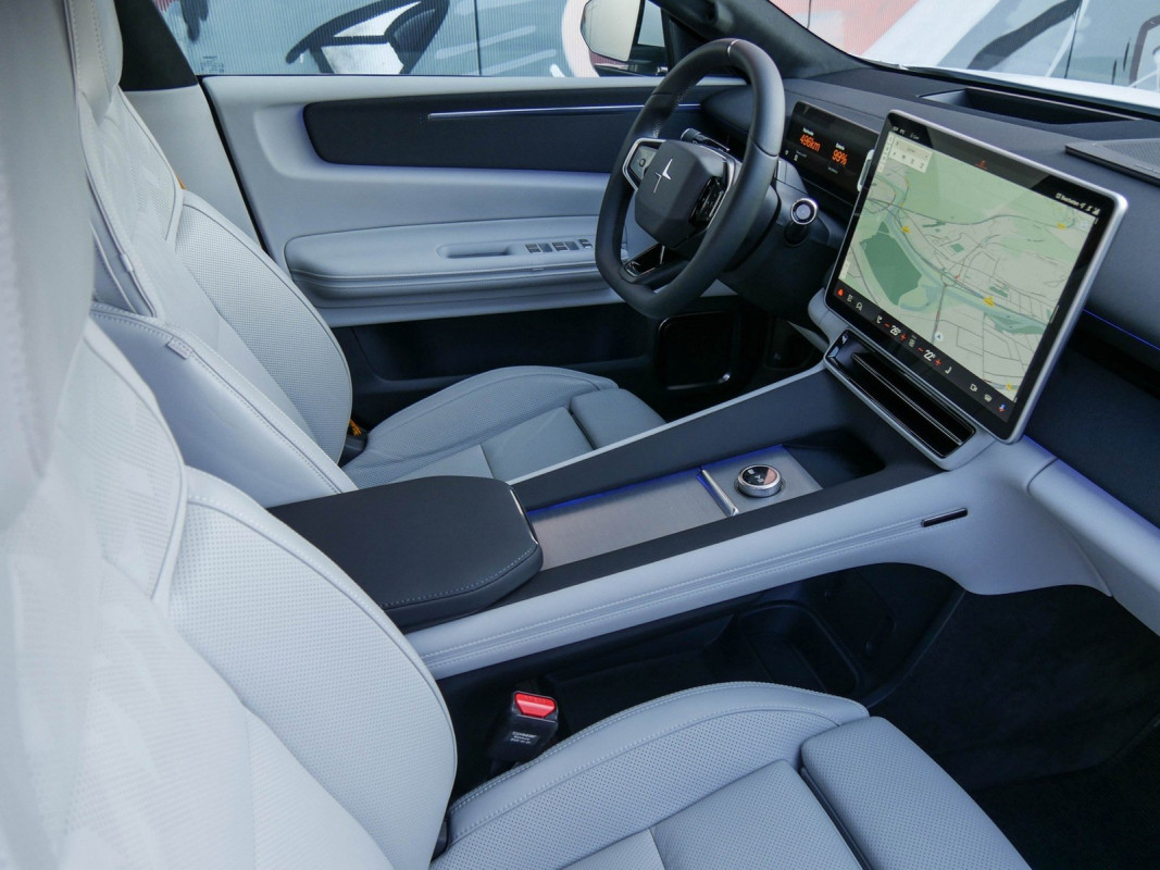 Polestar 4 - Limousine - Weiss - Gebrauchtwagen - Bild 3