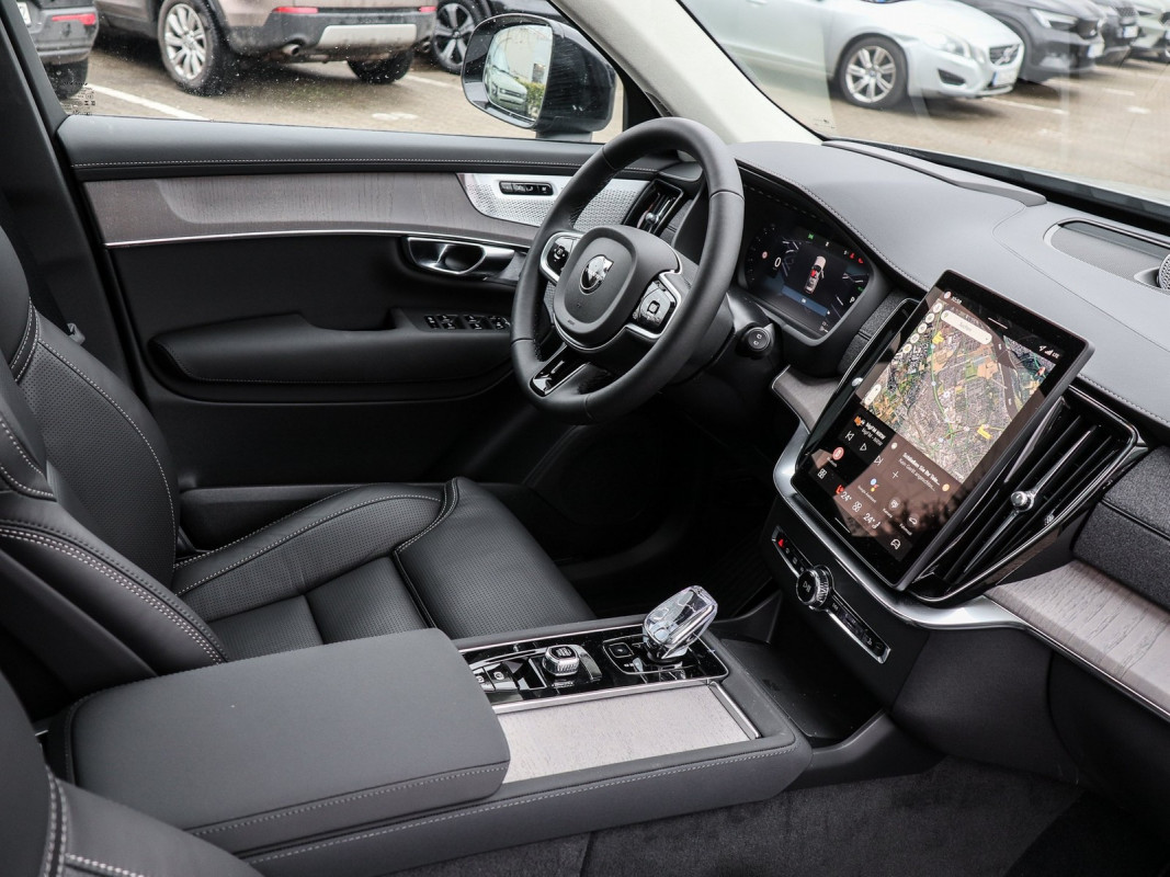 Volvo XC90 T8 Ultra Dark AWD Plug-In Hybrid - SUV/Off-road - Grau - Gebrauchtwagen - Bild 3