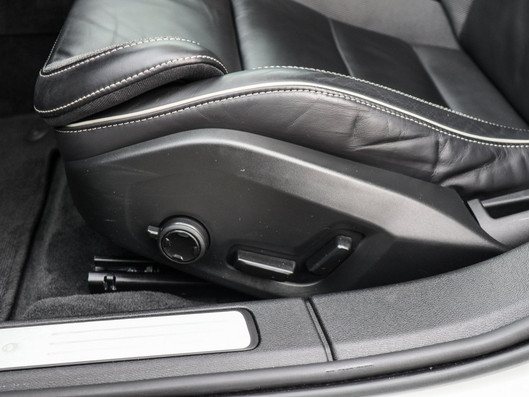 Volvo V60 B4 Diesel - Kombi - Weiss - Gebrauchtwagen - Bild 14