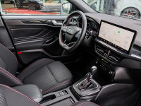 Ford Focus ST-Line 5.türer Automatik, Alwetter, Winter P. Easy Parking P. - Limousine - Schwarz - Gebrauchtwagen - Bild 3