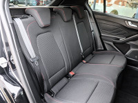 Ford Focus ST-Line 5.türer Automatik, Alwetter, Winter P. Easy Parking P. - Limousine - Schwarz - Gebrauchtwagen - Bild 5