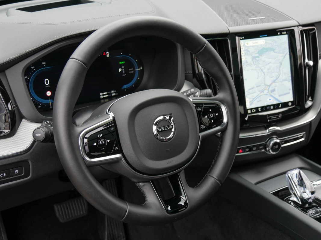 Volvo XC60 - SUV/Off-road - Schwarz - Gebrauchtwagen - Bild 10