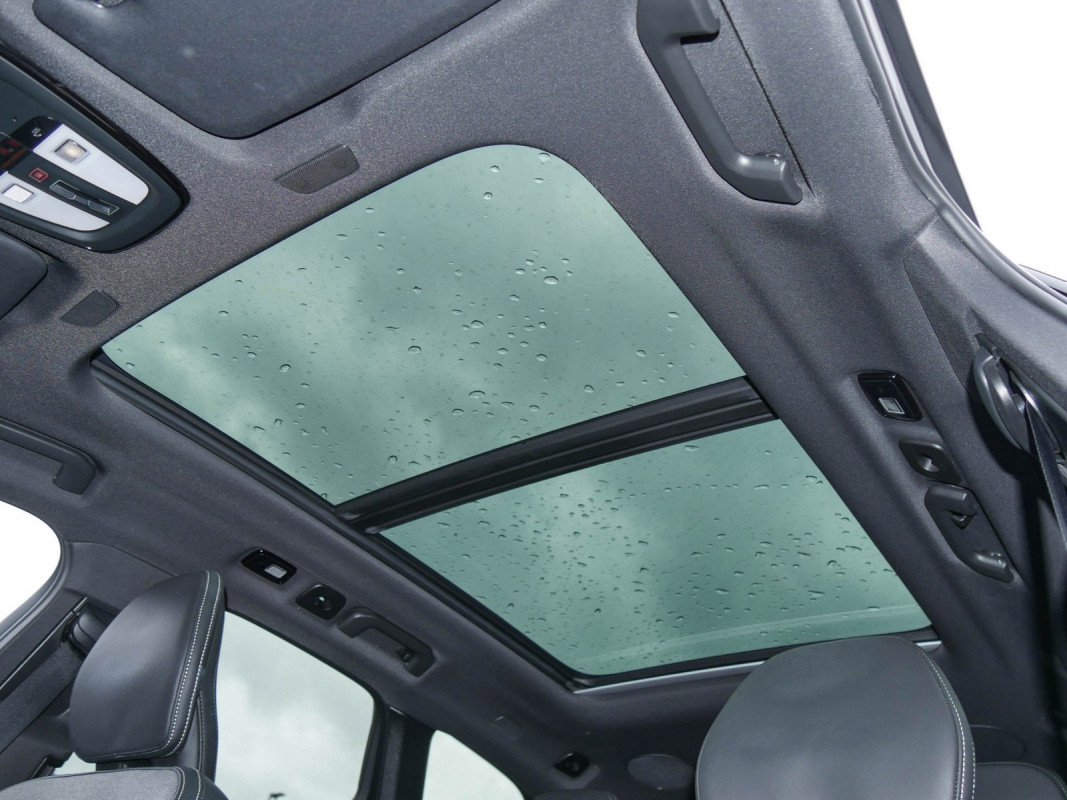 Volvo XC60 - SUV/Off-road - Schwarz - Gebrauchtwagen - Bild 12